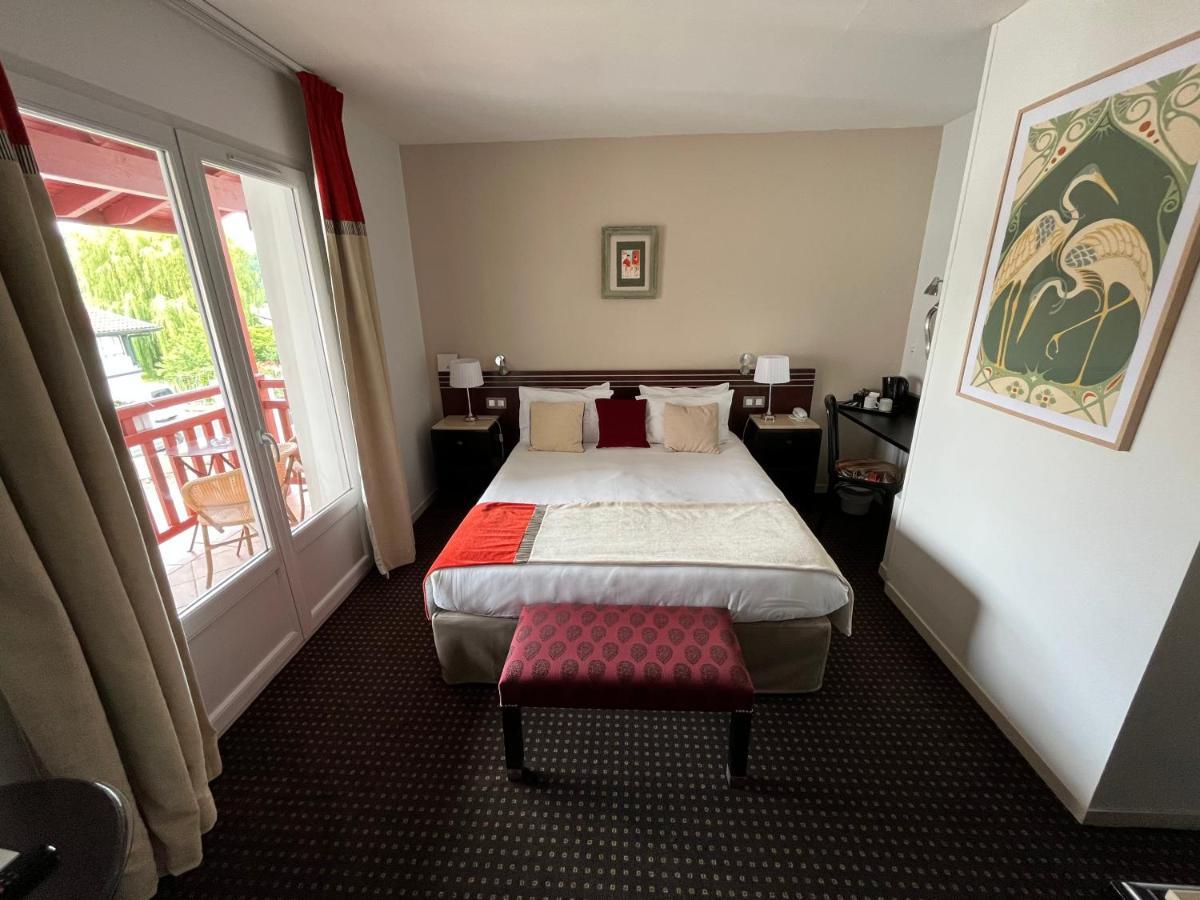 Hotel Ursula Камбо-ле-Бен Екстериор снимка